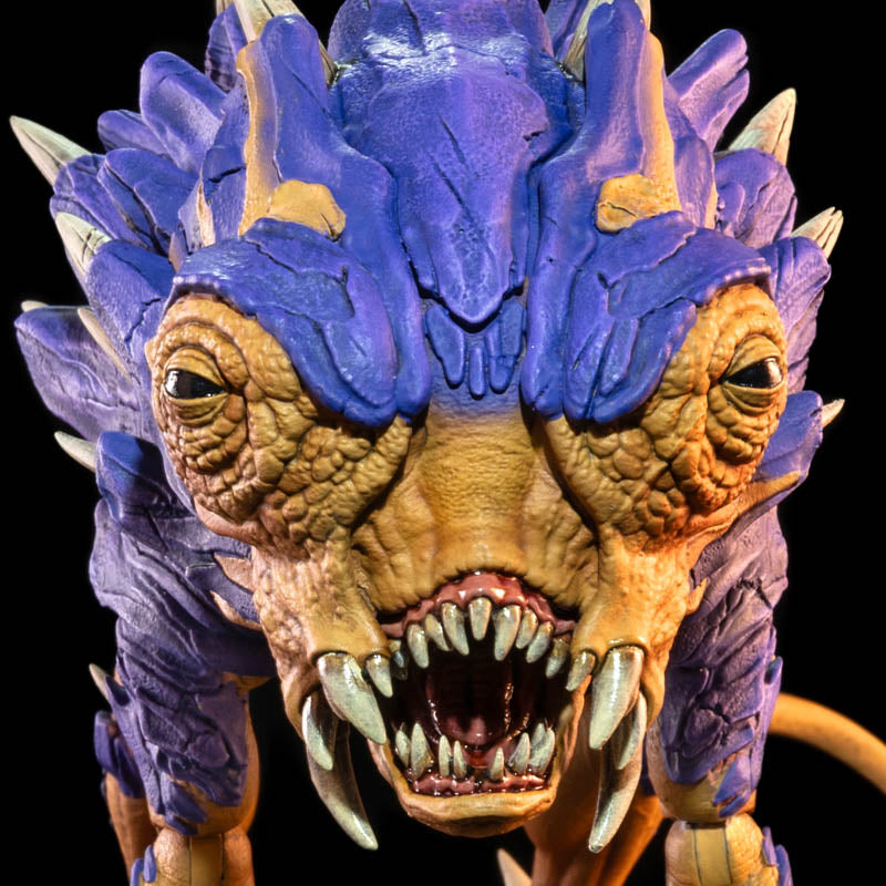 Cosmic Legions OxKrewe Book one Thraxxon Lowland Skapeback Actionfigur