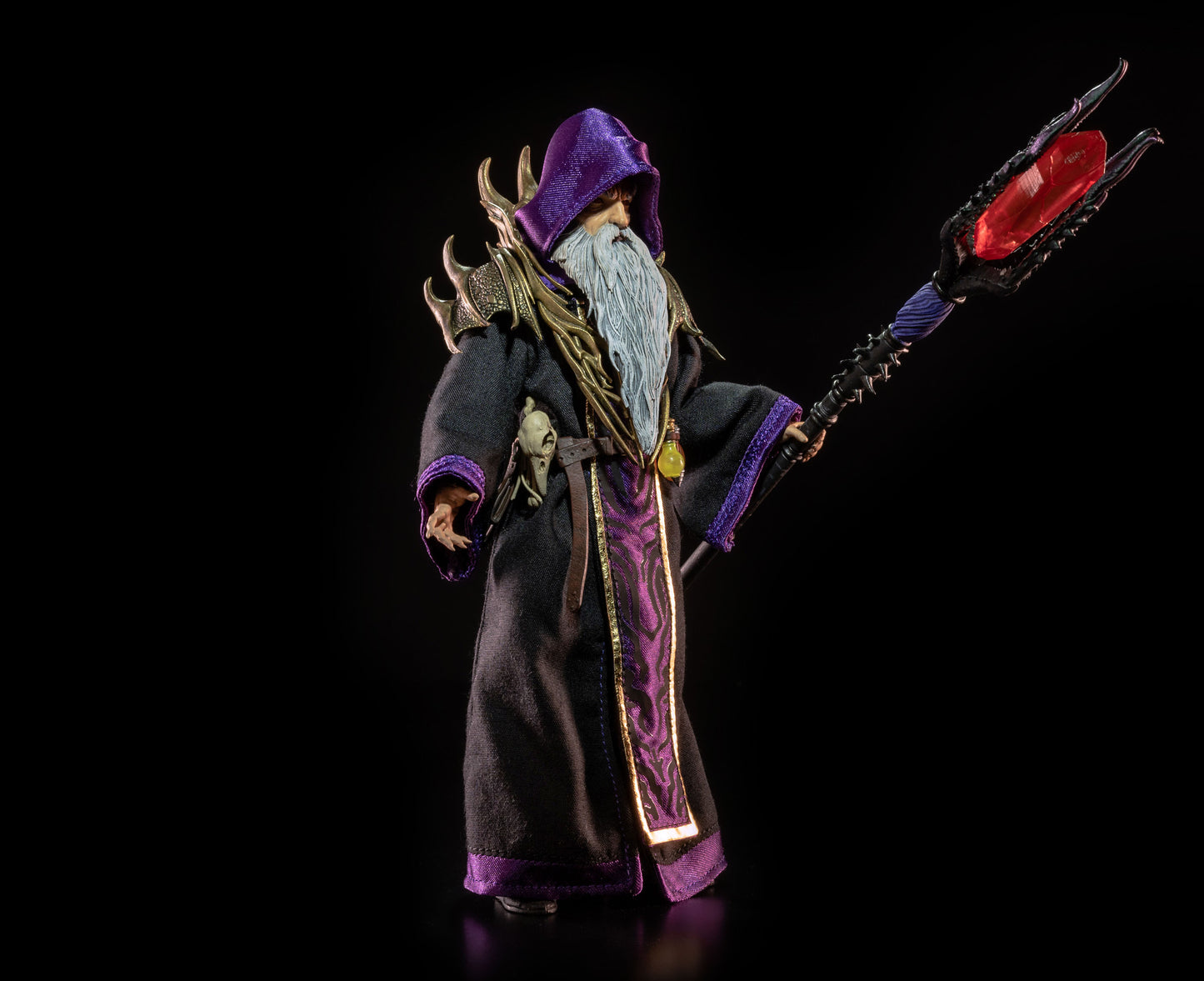 Mythic Legions Arrizak Actionfigur Poxxus Wave Figurenlager