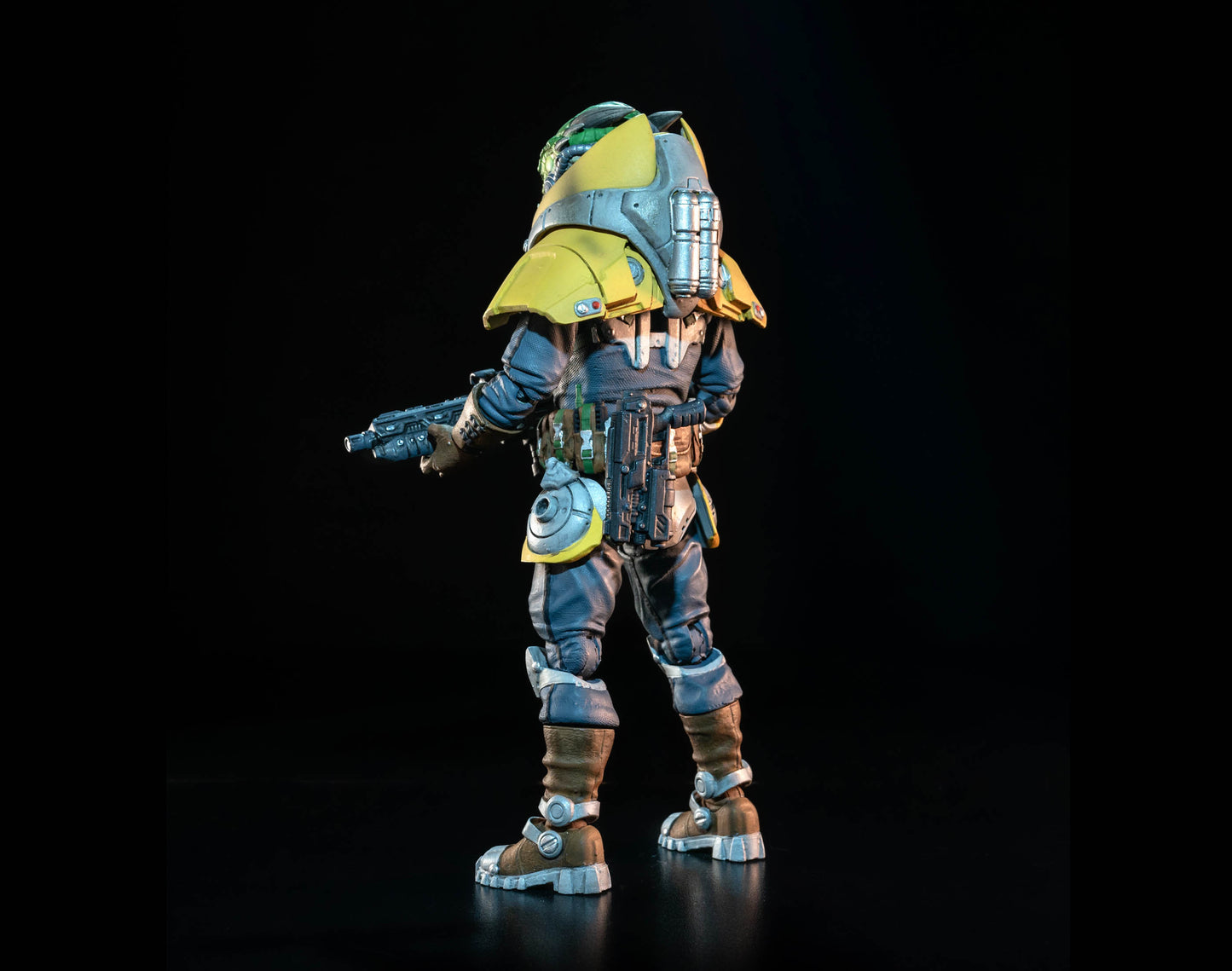 Cosmic Legions - Noveunn Leen