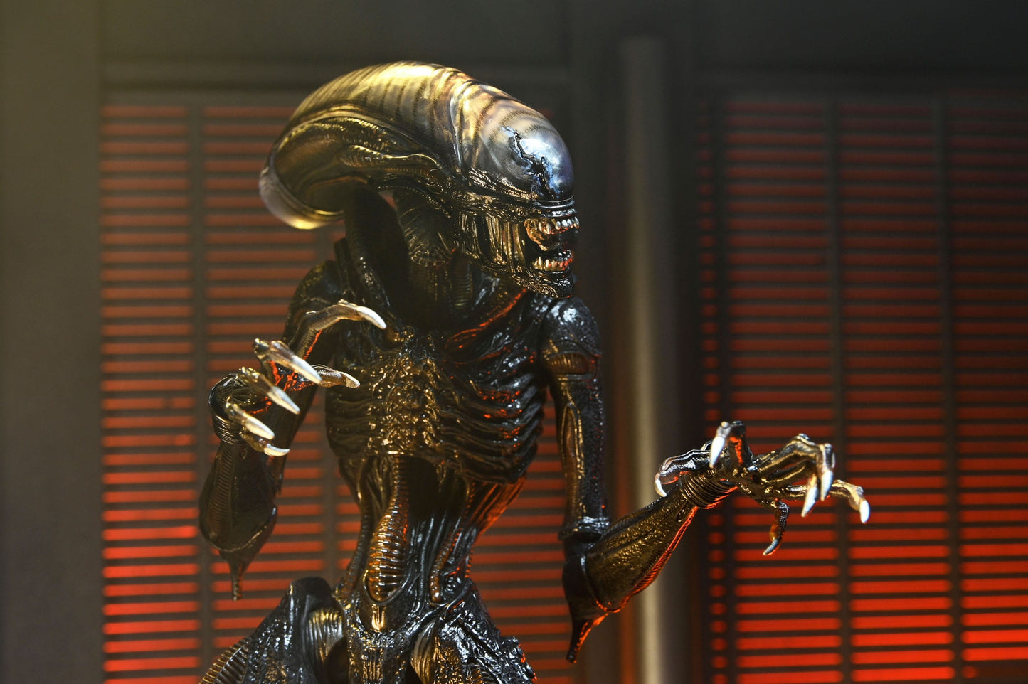 Alien: Romulus Ultimate Scorched Xenomorph