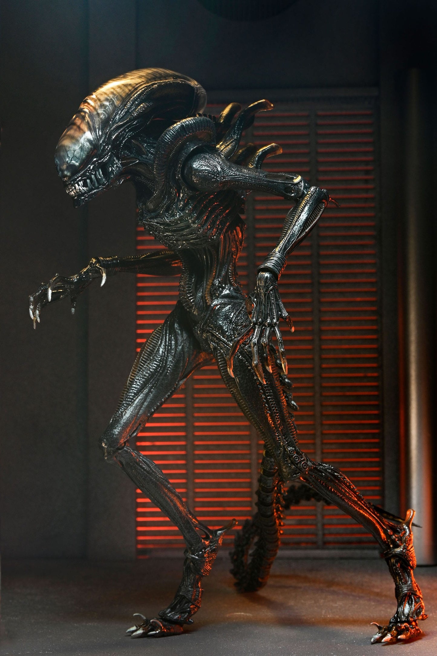 Alien: Romulus Ultimate Scorched Xenomorph