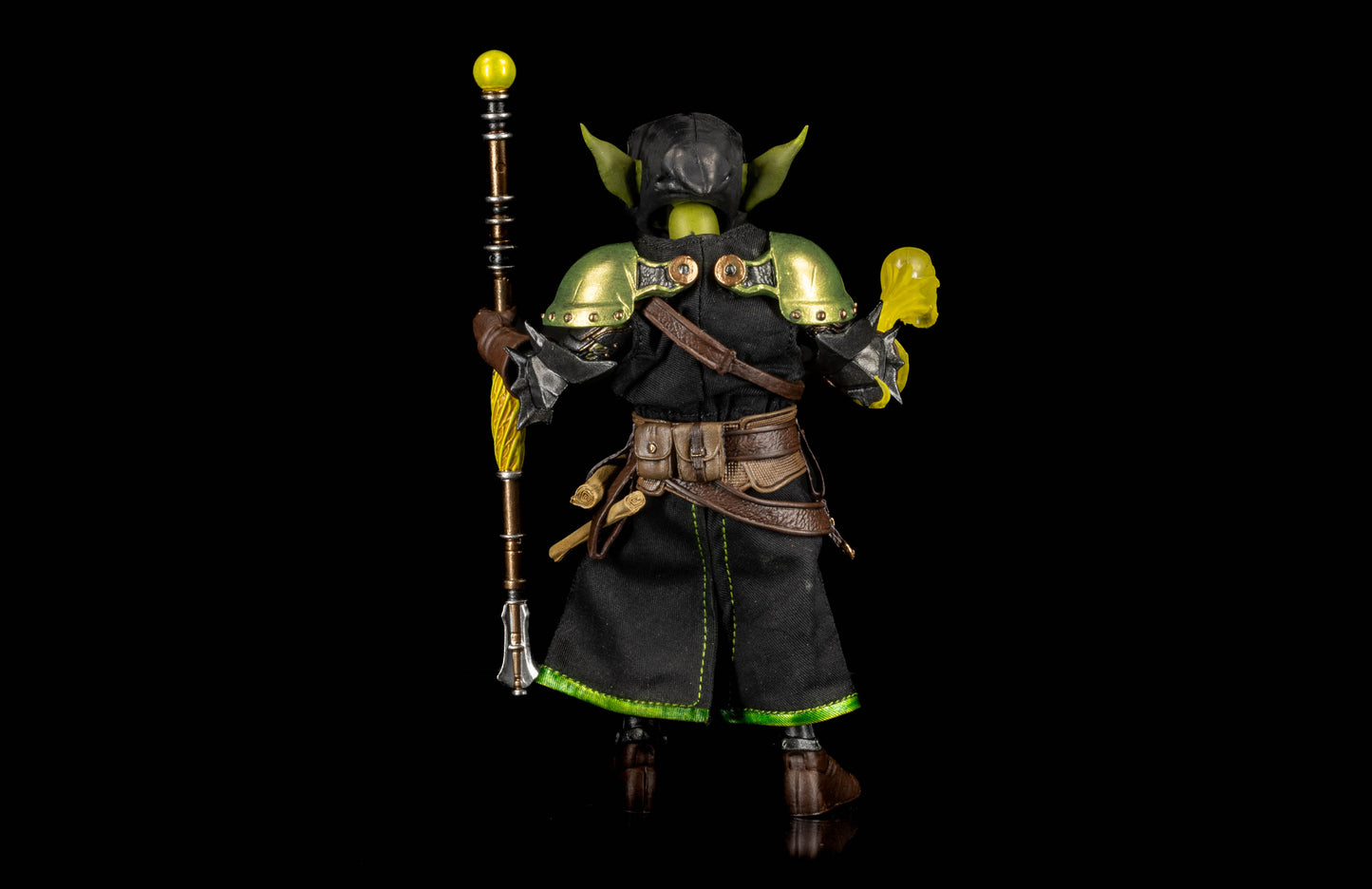 Mythic Legions - RPG - The Roleplaying Game - Four Horsemen Studios - Actionfigur - Malignant Paladin Cleric